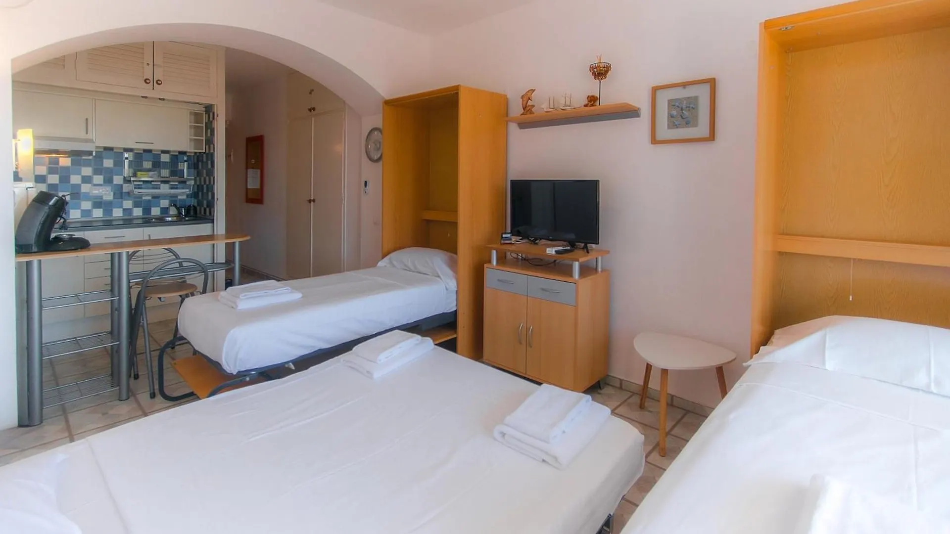 Appartement Welcs Estudio 249 Emp Con Piscina Y Vistas Al Mar Roses Spanje